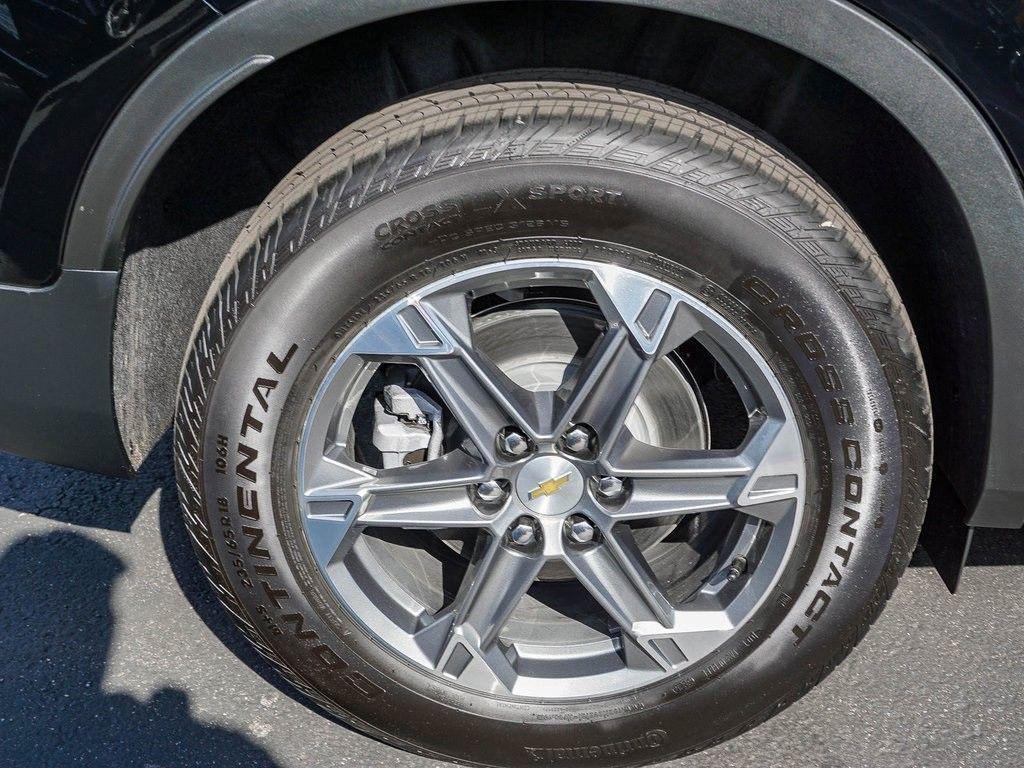 new 2026 Chevrolet Blazer car, priced at $30,595