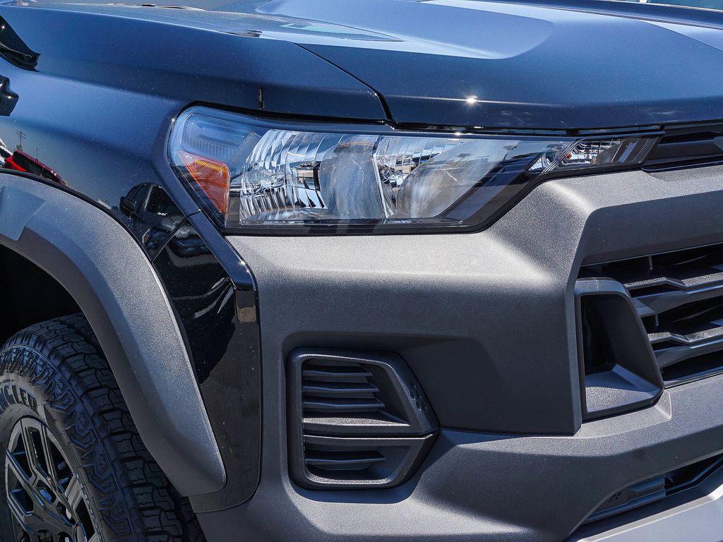 new 2026 Chevrolet Colorado car, priced at $44,435