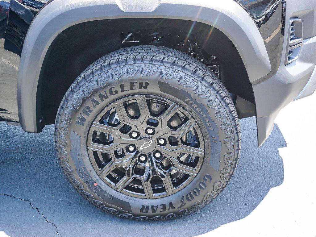 new 2026 Chevrolet Colorado car, priced at $44,435