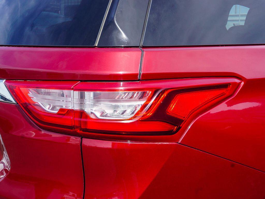 used 2021 Chevrolet Traverse car, priced at $16,986