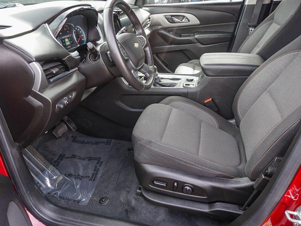 used 2021 Chevrolet Traverse car, priced at $16,986