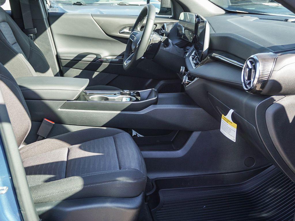 new 2026 Chevrolet Equinox car, priced at $26,945