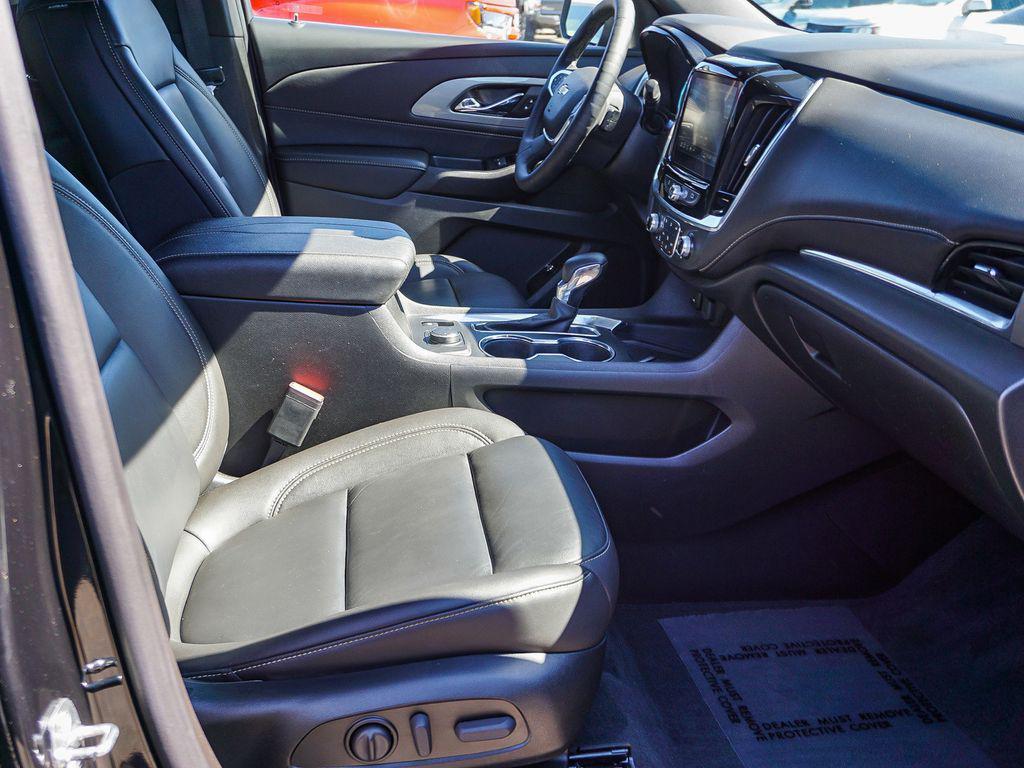 used 2023 Chevrolet Traverse car, priced at $29,836