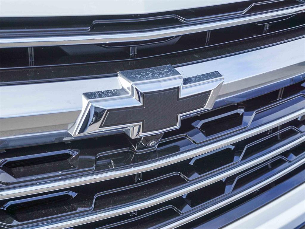 new 2026 Chevrolet Traverse car, priced at $56,210