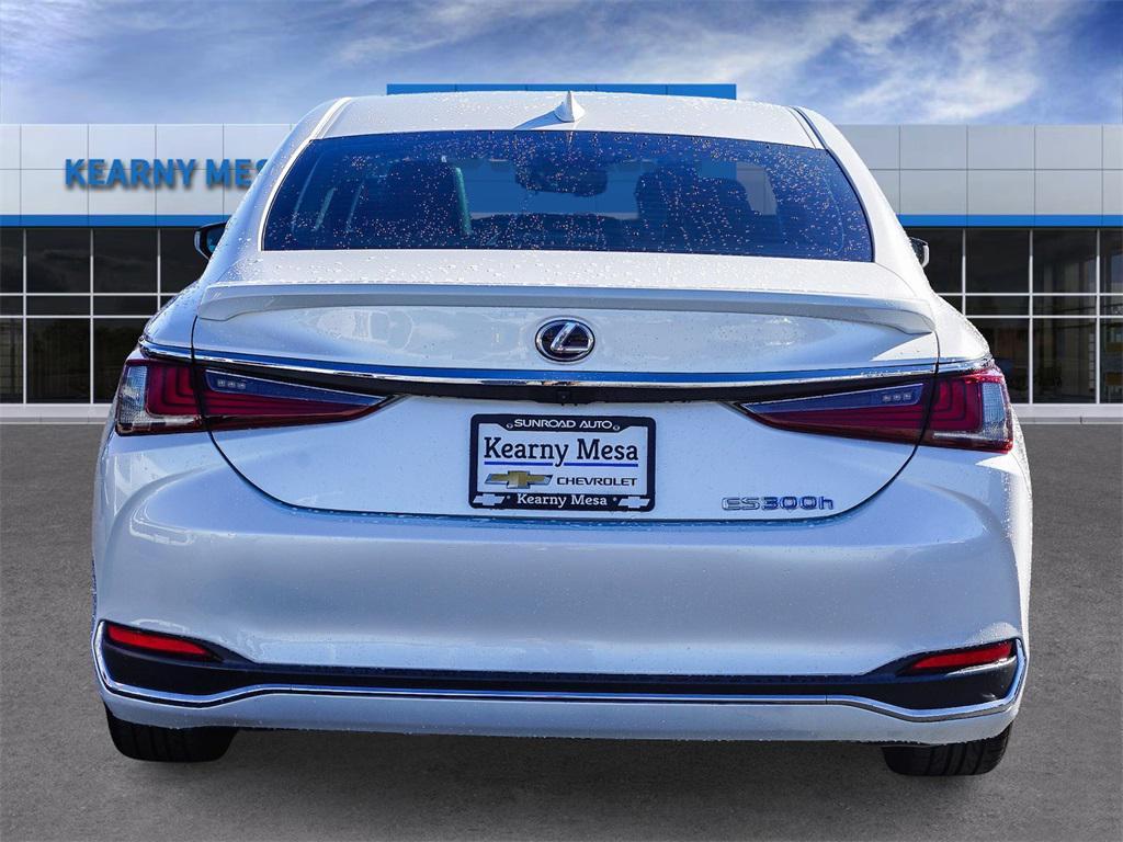 used 2021 Lexus ES 300h car, priced at $25,000