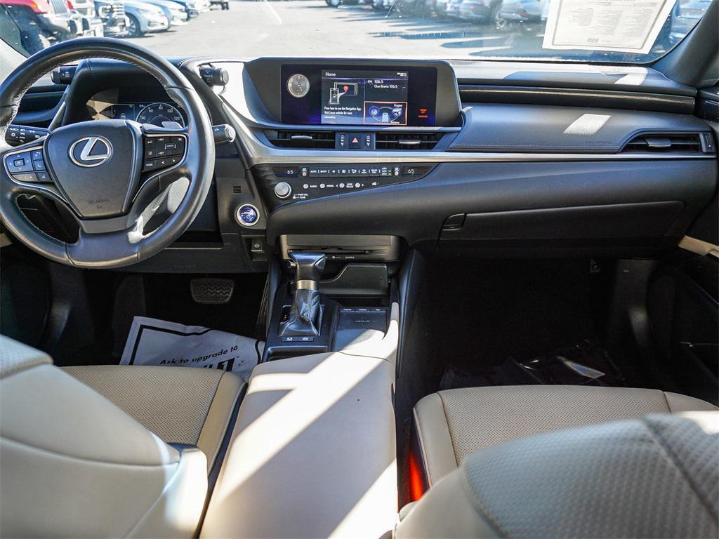 used 2021 Lexus ES 300h car, priced at $25,000