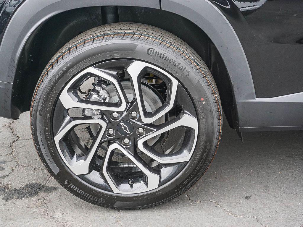 new 2026 Chevrolet Trax car, priced at $27,990