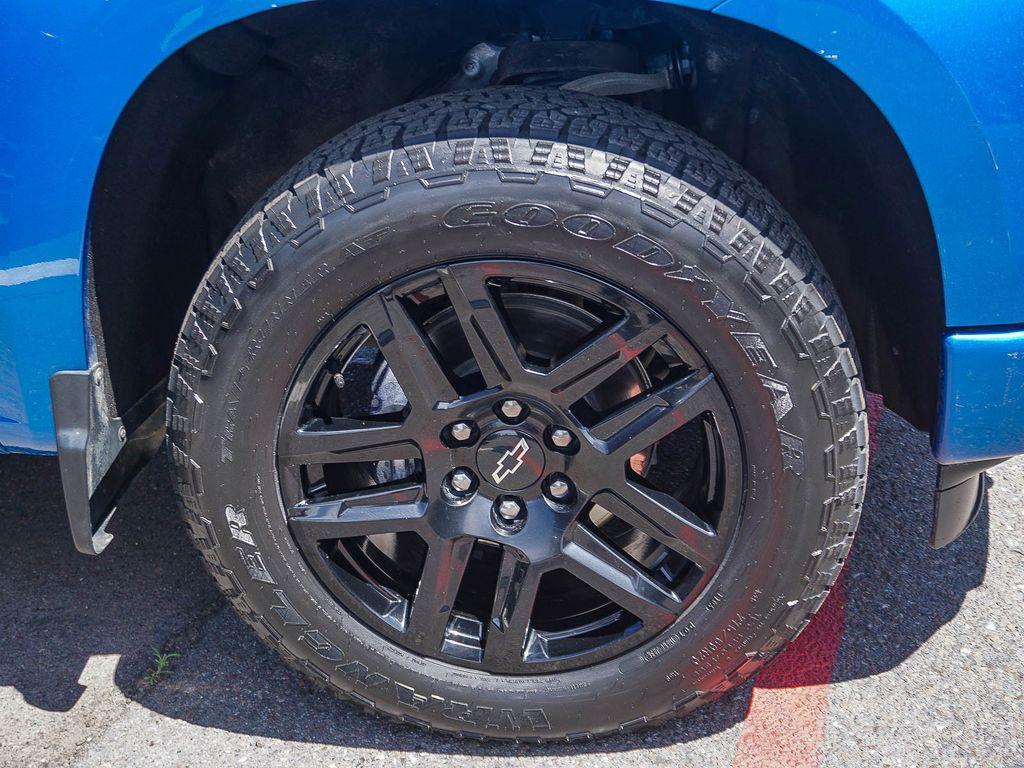 used 2024 Chevrolet Silverado 1500 car, priced at $48,986