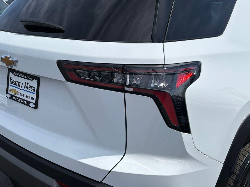 new 2026 Chevrolet Equinox car, priced at $29,290
