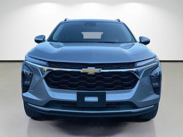 used 2025 Chevrolet Trax car, priced at $18,990