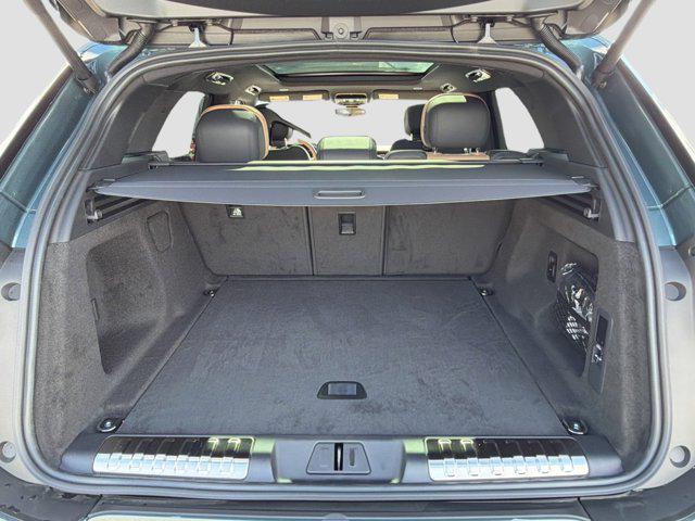 new 2026 Land Rover Range Rover Sport car, priced at $98,060