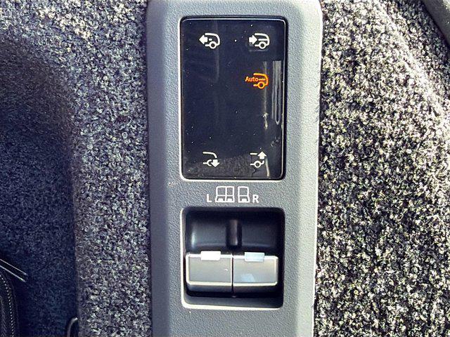 new 2025 Land Rover Range Rover car, priced at $135,425