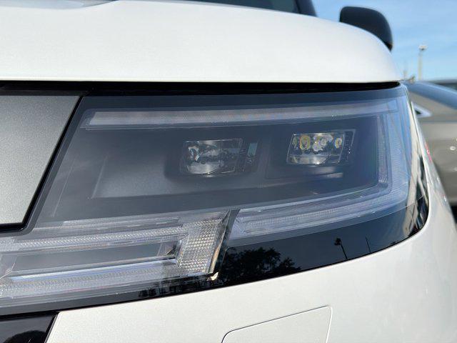 new 2025 Land Rover Range Rover car, priced at $135,425