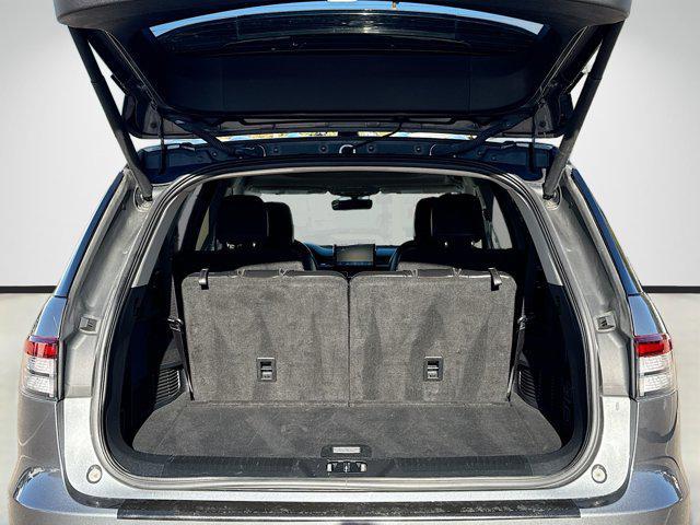 used 2023 Lincoln Aviator car, priced at $40,294