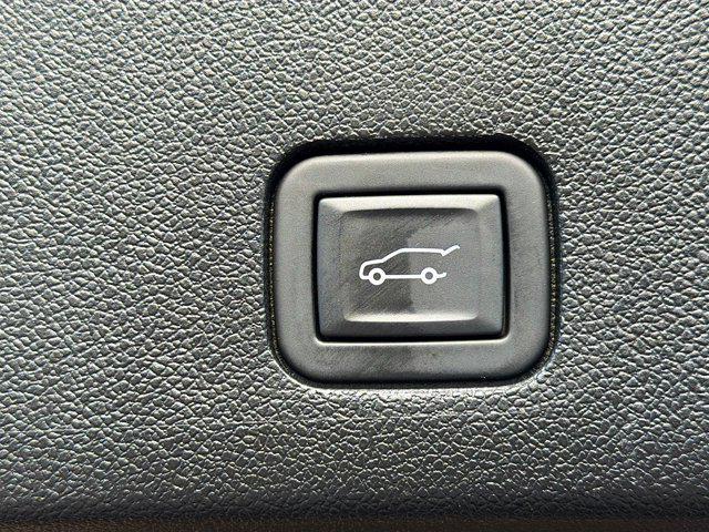 used 2024 Cadillac XT6 car, priced at $41,256