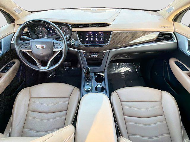 used 2024 Cadillac XT6 car, priced at $41,256