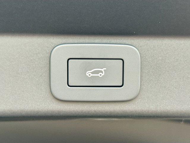 new 2026 Land Rover Range Rover Sport car, priced at $98,500