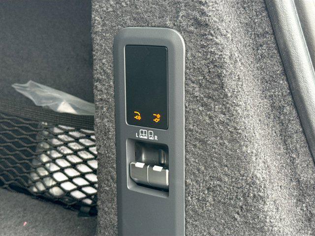 new 2026 Land Rover Range Rover Sport car, priced at $98,500