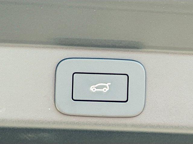 new 2025 Land Rover Range Rover Sport car, priced at $104,575