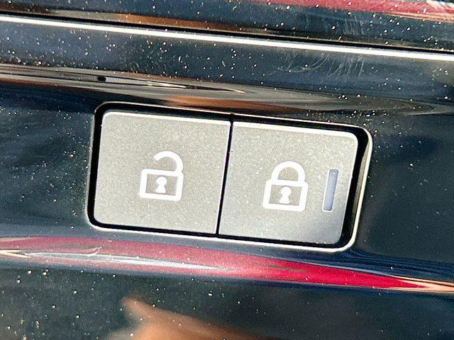 new 2025 Land Rover Range Rover Sport car, priced at $104,575