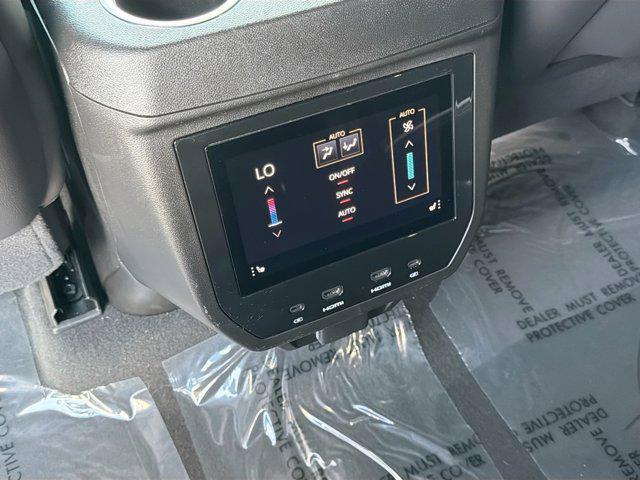 used 2025 GMC Yukon car, priced at $85,998