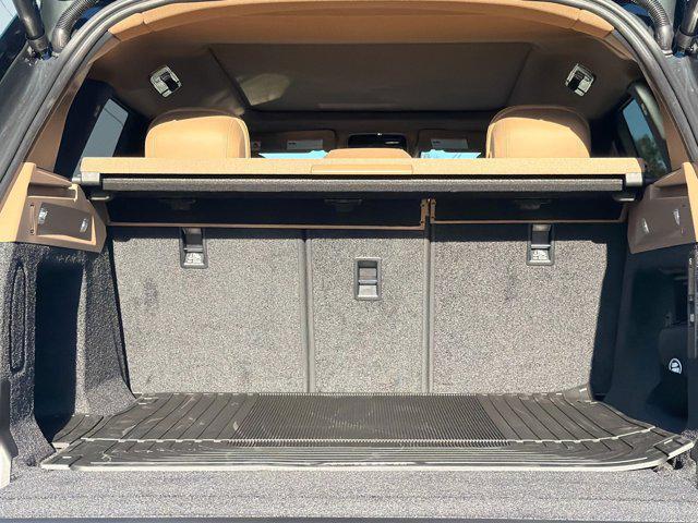 new 2025 Land Rover Range Rover car, priced at $121,635