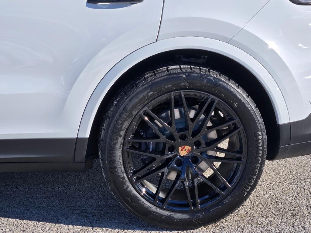new 2026 Porsche Cayenne car, priced at $117,500