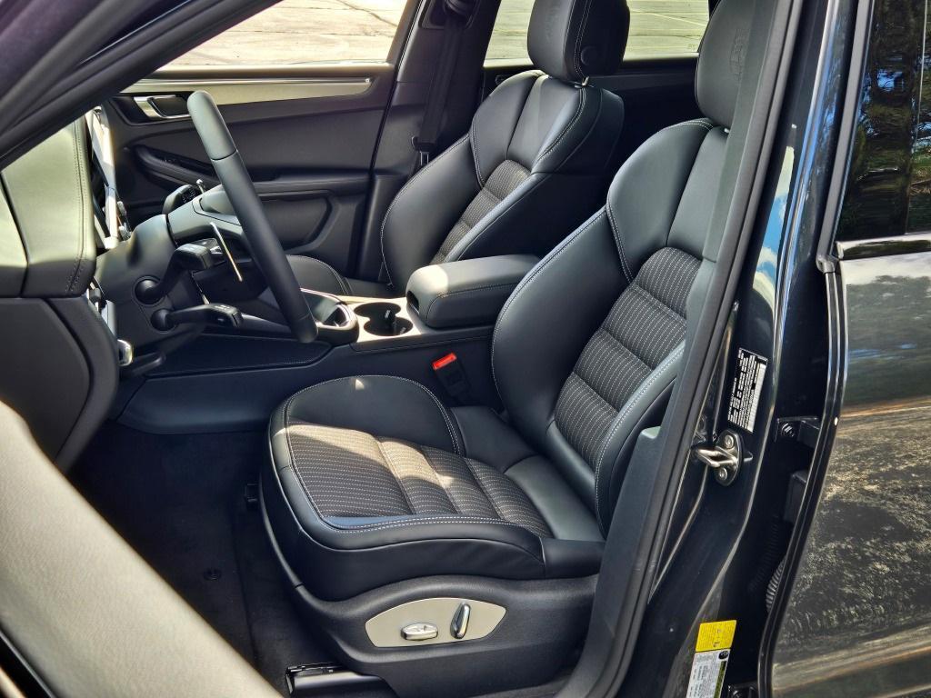 new 2026 Porsche Macan car, priced at $79,400