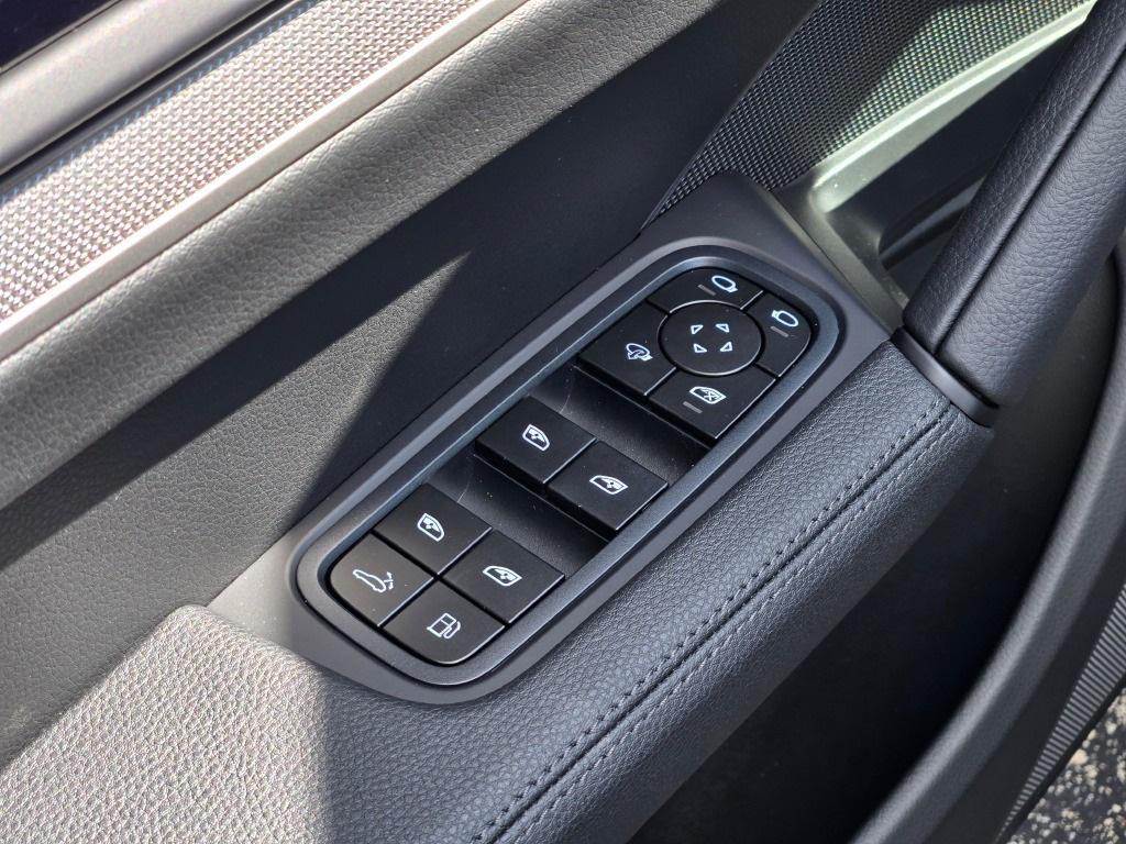 new 2026 Porsche Cayenne car, priced at $120,800