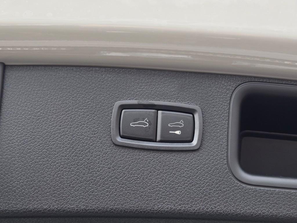 new 2026 Porsche Macan car, priced at $97,900