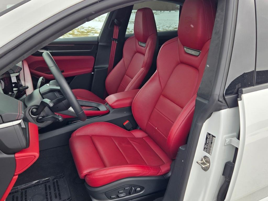 used 2025 Porsche Macan car, priced at $112,990