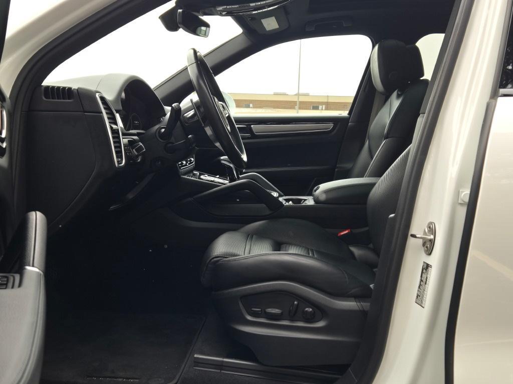 used 2023 Porsche Cayenne car, priced at $77,990