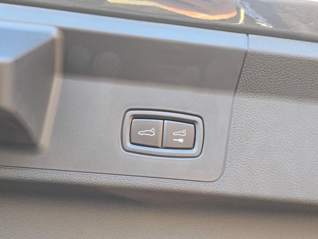 used 2025 Porsche Panamera car, priced at $127,990