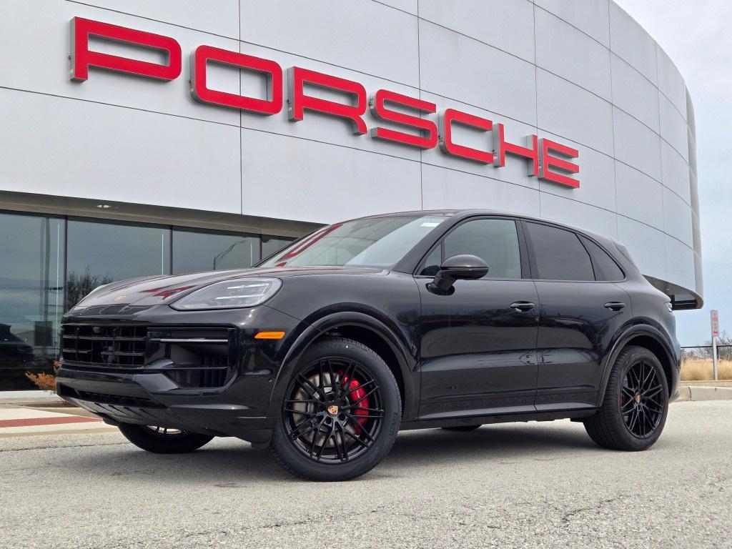 new 2025 Porsche Cayenne car, priced at $130,075
