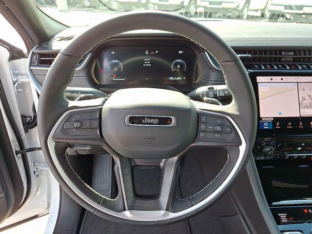 new 2025 Jeep Grand Cherokee car, priced at $46,696