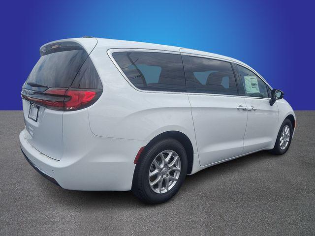 new 2026 Chrysler Pacifica car, priced at $40,344