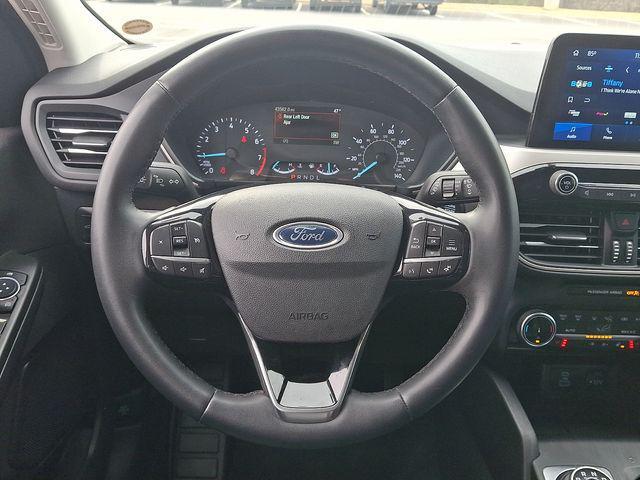 used 2022 Ford Escape car, priced at $22,995