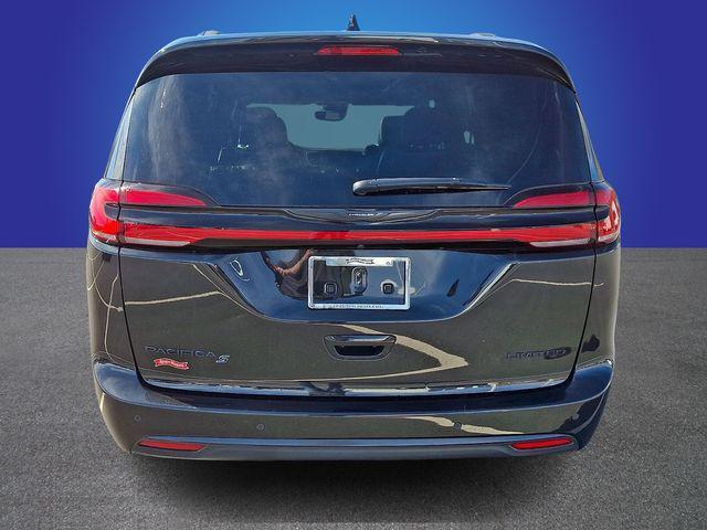 used 2023 Chrysler Pacifica car, priced at $32,995