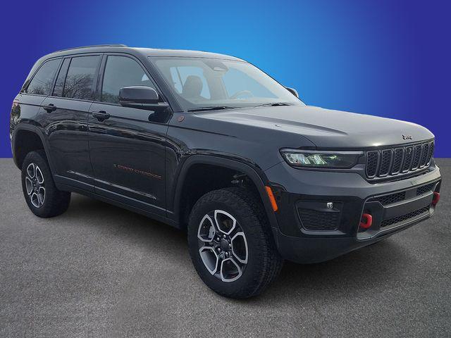 used 2022 Jeep Grand Cherokee car, priced at $32,500