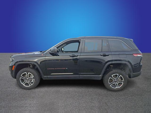 used 2022 Jeep Grand Cherokee car, priced at $32,500