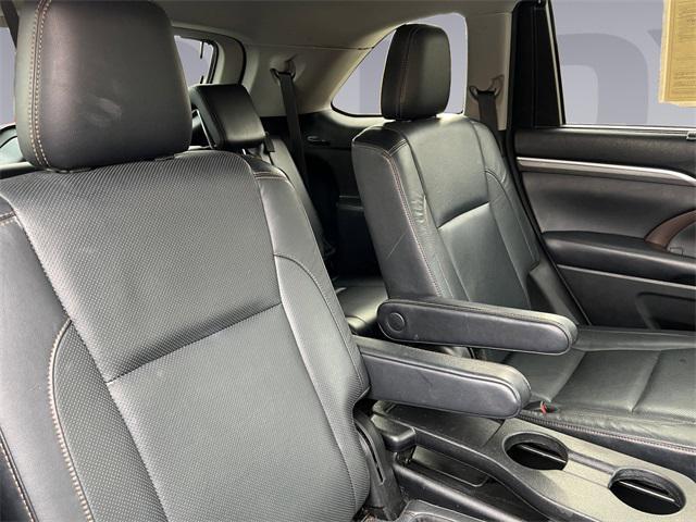 used 2018 Toyota Highlander car, priced at $15,998