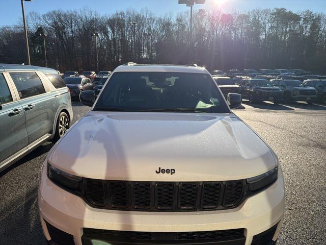used 2024 Jeep Grand Cherokee L car, priced at $37,920