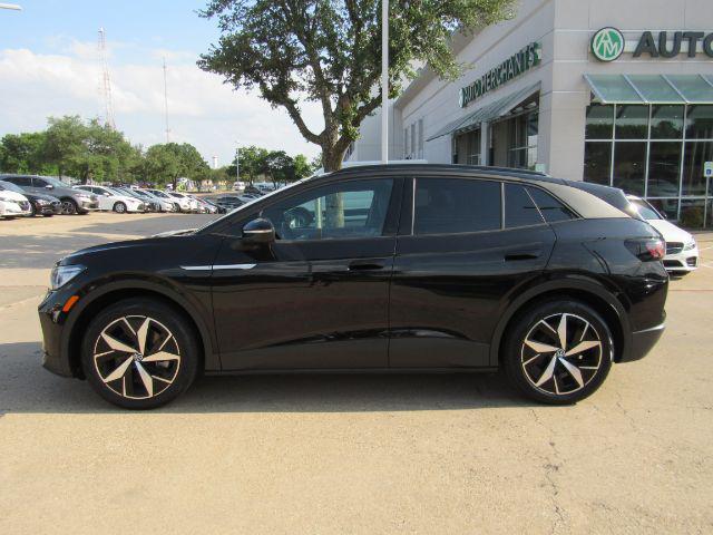 used 2023 Volkswagen ID.4 car, priced at $17,990