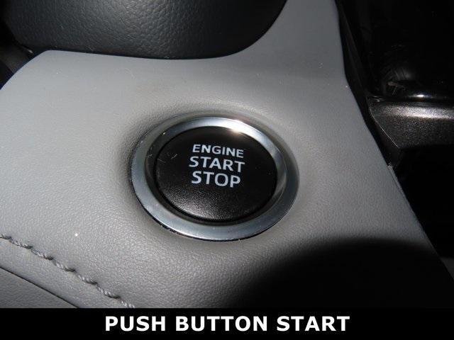 used 2021 Toyota Highlander car, priced at $28,925