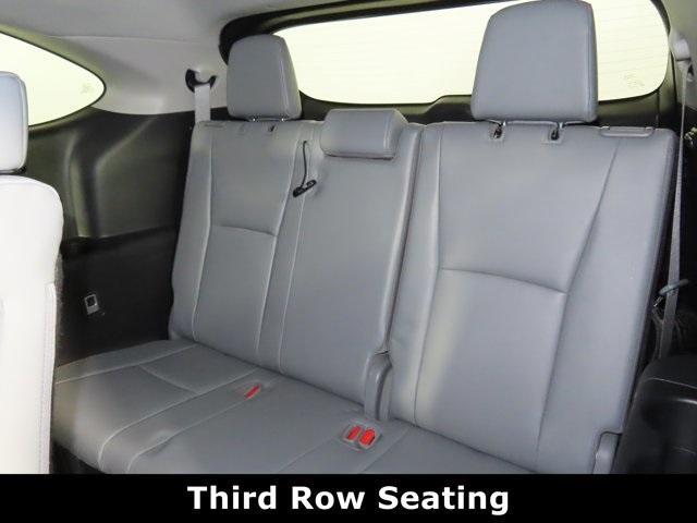 used 2021 Toyota Highlander car, priced at $28,925