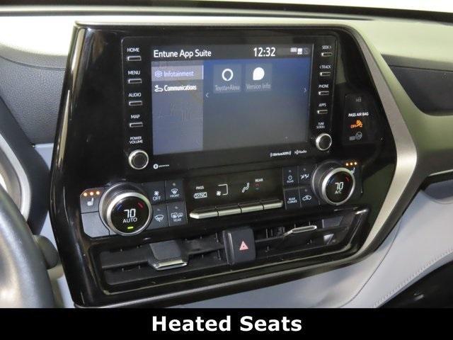 used 2021 Toyota Highlander car, priced at $28,925