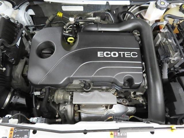 used 2022 Chevrolet Equinox car, priced at $11,994