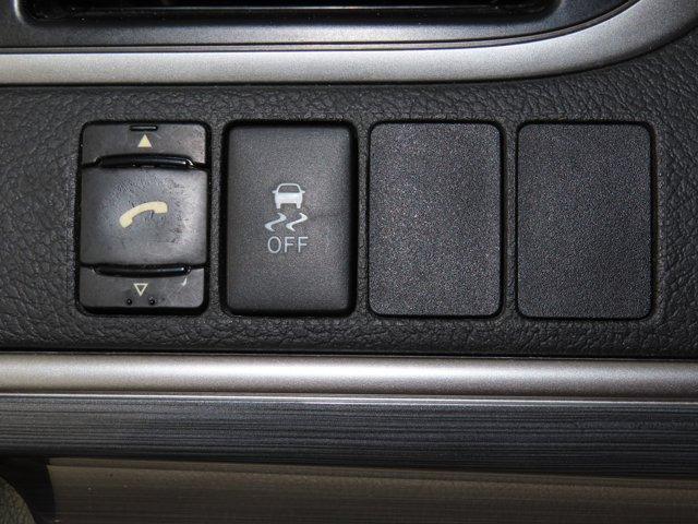 used 2012 Toyota Camry Hybrid car, priced at $6,403