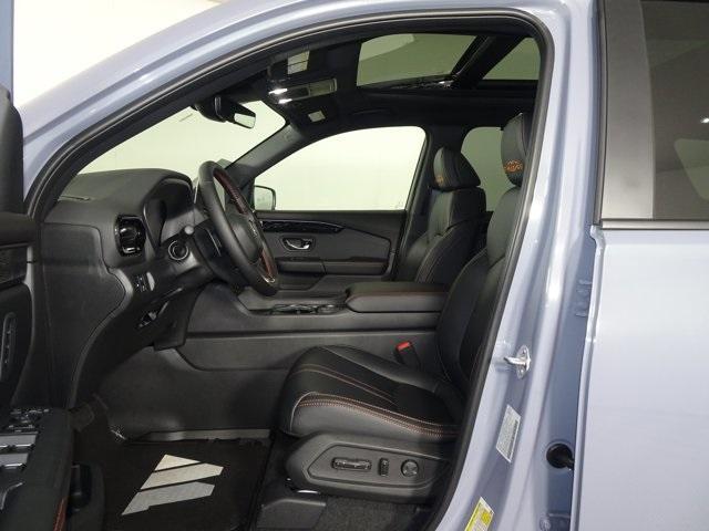 new 2025 Honda Pilot car, priced at $50,950