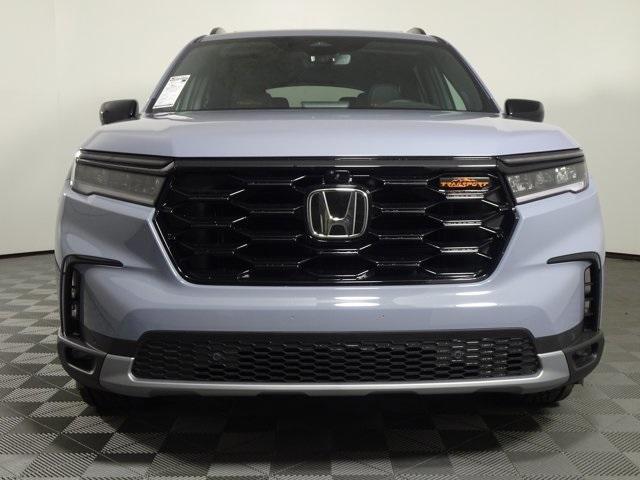 new 2025 Honda Pilot car, priced at $50,950